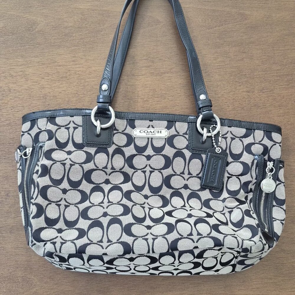 Coach Gallery Signture Tote